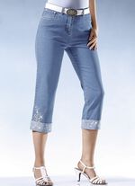 7/8-Jeans mit floraler Stickerei 