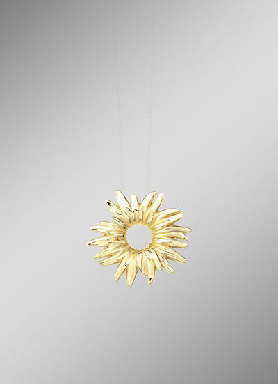 Schicker Anh&auml;nger im Blumen-Design 