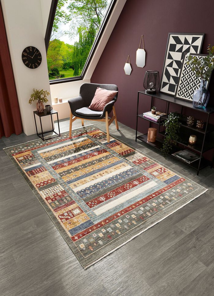 Br&uuml;cken und Teppiche mit Textil-R&uuml;ckseite GR&Uuml;N-MULTICOLOR