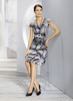 Kleid mit Bindegürtel 
