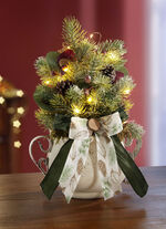 Beleuchtetes Tannengesteck in Tontopf 