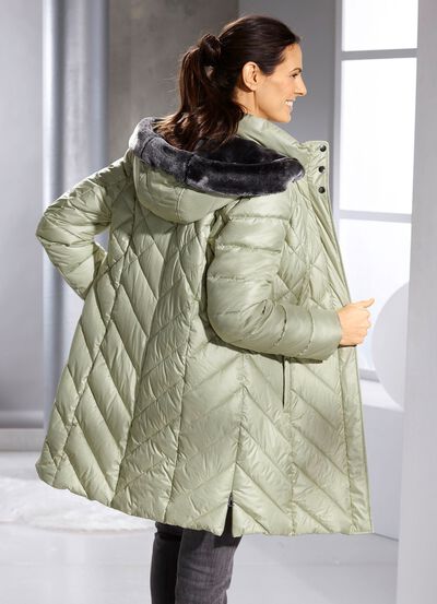 Daunen-Kurzmantel mit abnehmbarer Kapuze 