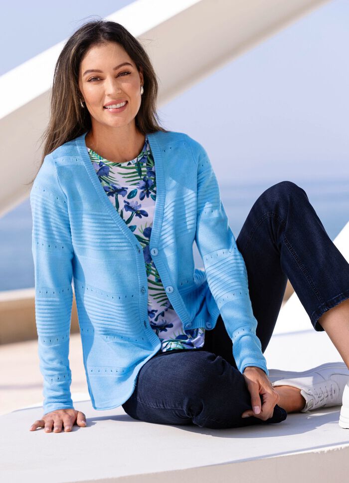 Strickjacke in Mustermix 