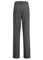 Hose in modischer Weite 