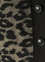 Strickjacke mit hochwertigem haarigem Effektgarn 