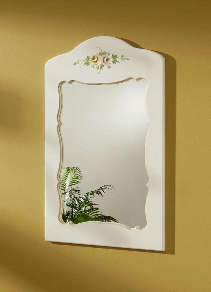 Teilmassive M&ouml;belserie mit kunstvollen Holzverzierungen WEISS