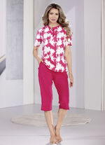 Schlafanzug mit Knopleiste und kurzen &Auml;rmeln 