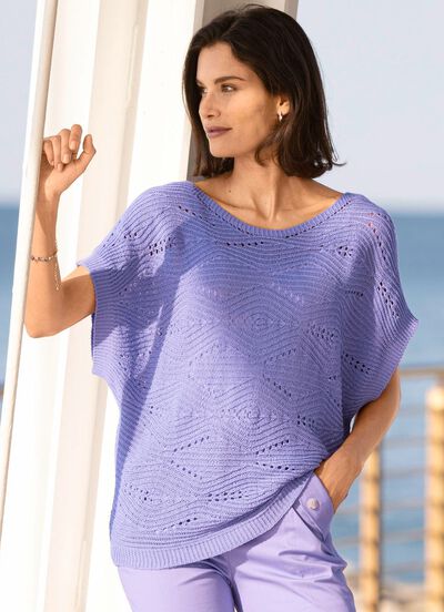 Pullover in quergestrickem Dessin 