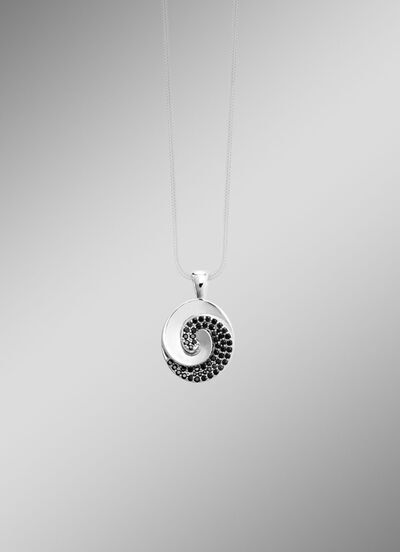 Moderner Anh&auml;nger mit Spinell 