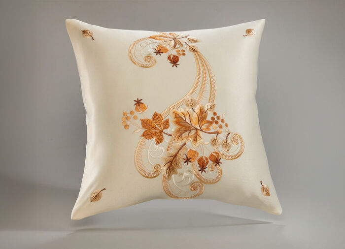 Farbenfroh bestickte Tisch- und Raumdekoration ECRU-BRAUN