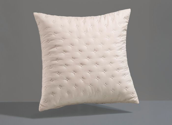 Tagesdecke mit Steppung und Bandeinfassung 