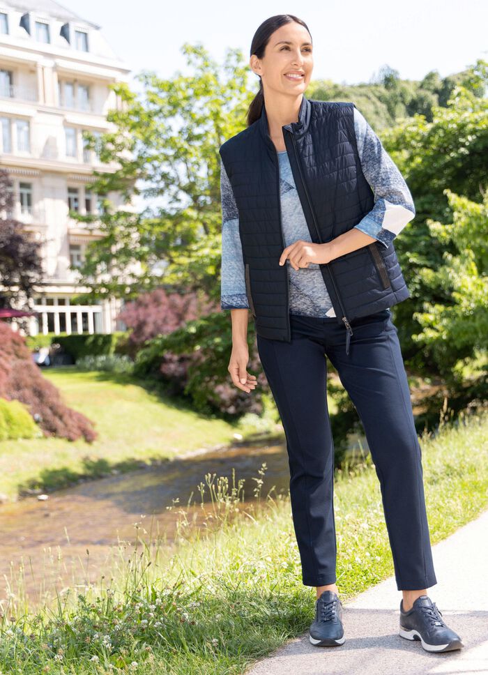 Steppweste mit leichter Wattierung 