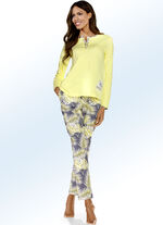 Schlafanzug mit Knopfleiste und Druck 