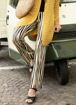 Hose in aparter Streifendessinierung SCHWARZ-BUNT