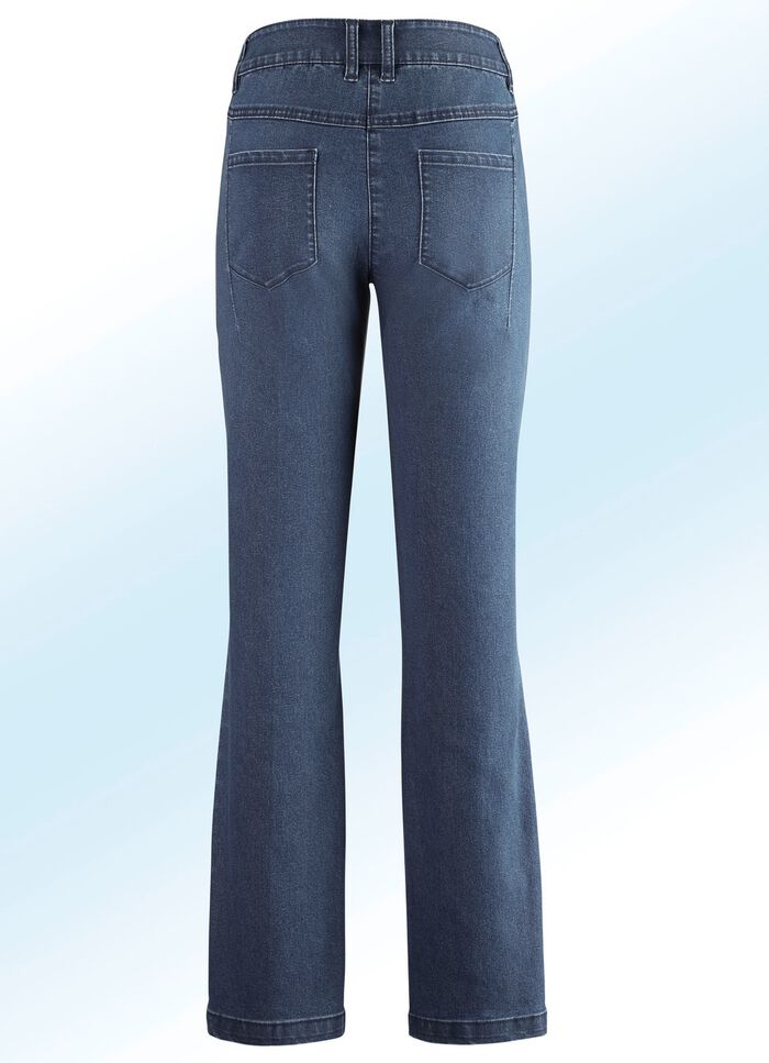 Jeans in angesagter Boot Cut-Form 