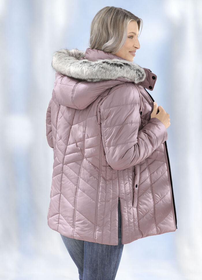 Jacke mit L&auml;ngssteppung seitlich 