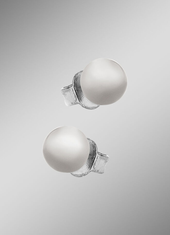 Kleine aber feine Kugel-Ohrstecker aus Titan 