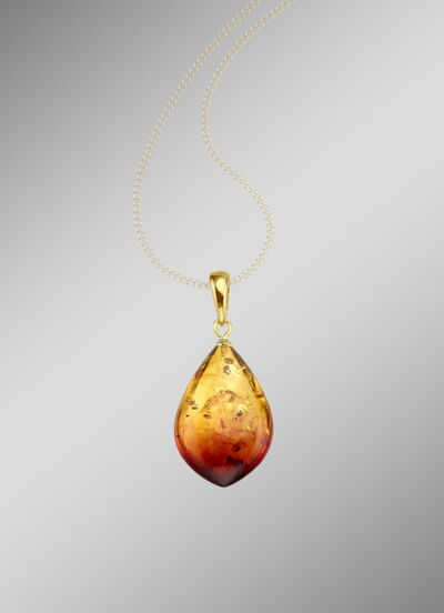 Anhänger mit echtem Bernstein 