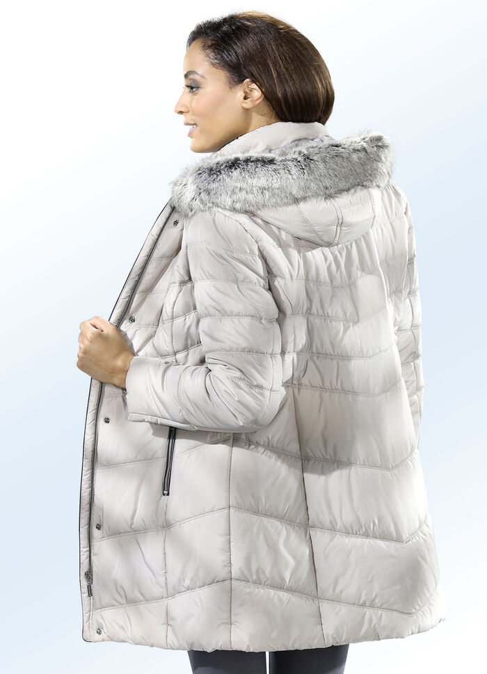 Longjacke mit abnehmbarer Kapuze