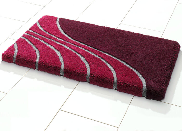 Badgarnitur mit Hoch-Tief-Effekt BORDEAUX