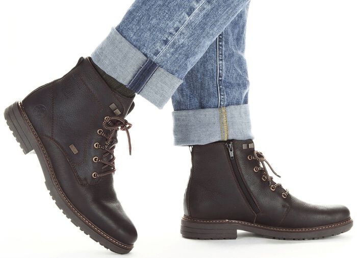 Rieker Schn&uuml;r-Boot mit Warmfutter aus Lammfell und Pl&uuml;schmaterial 