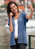 Strickweste mit Ajourmuster 