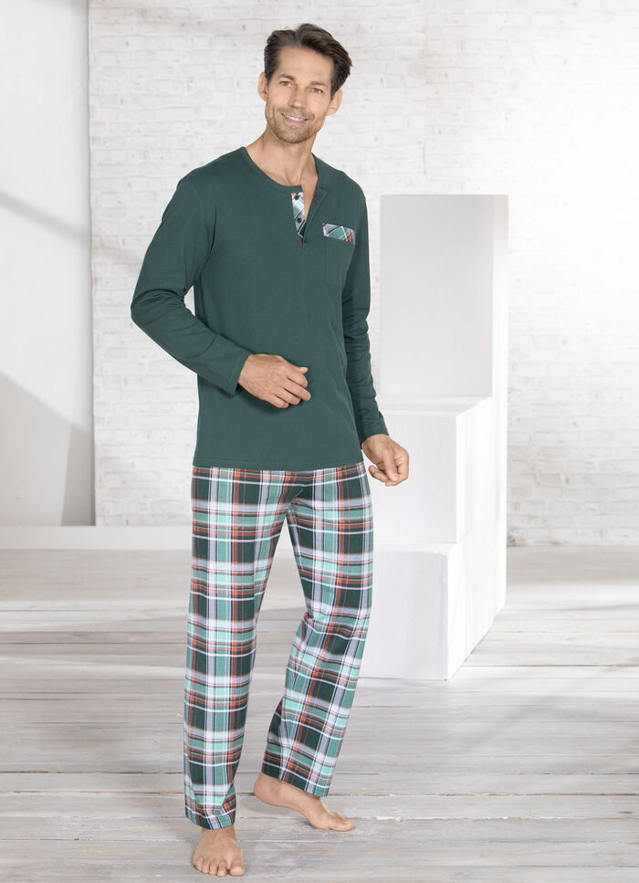 Schlafanzug mit Knopfleiste und Brusttasche 