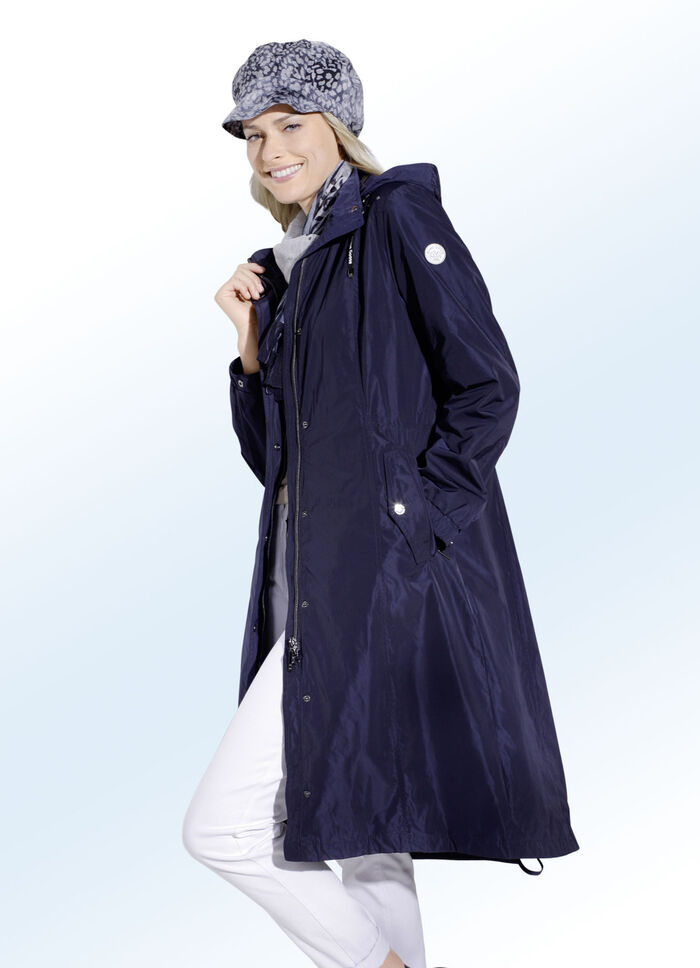 Funktionsmantel mit "Shape Memory"- Ausstattung 