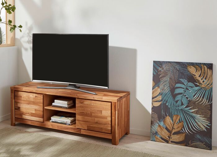 Möbelprogramm mit Massivholzfronten und Softclose WILDEICHE