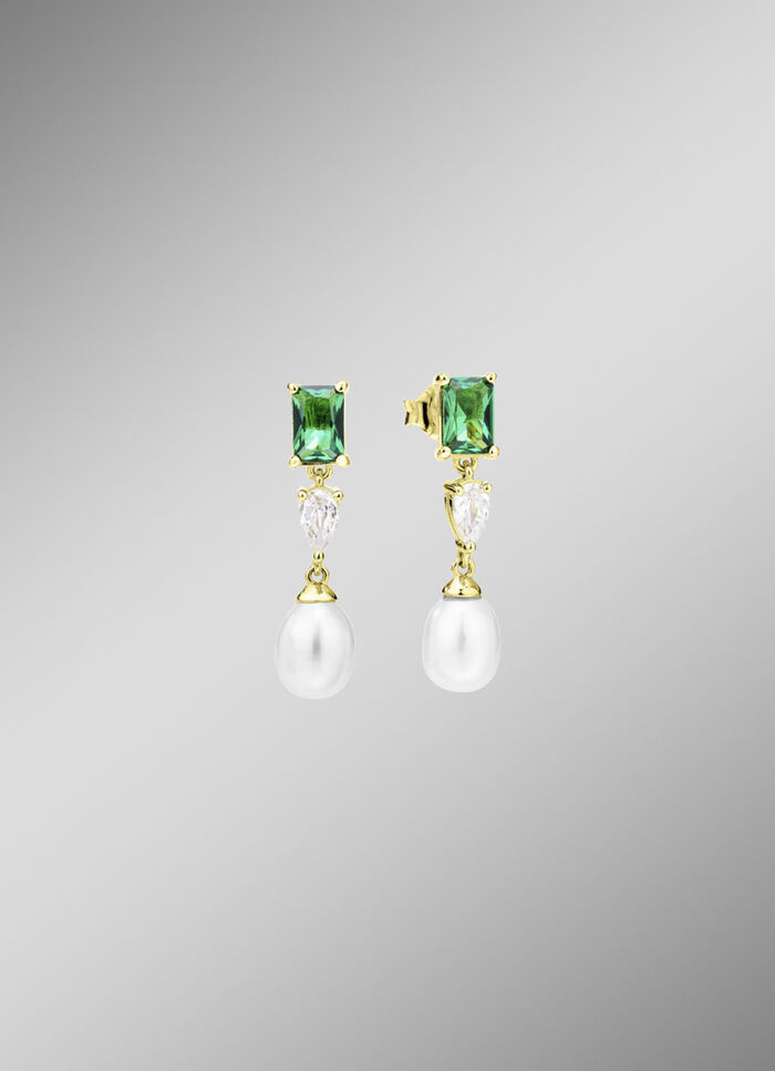 Eleganz in Bewegung &ndash; Ohrstecker mit Perlen und Kristallglanz 