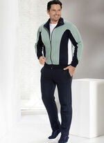 Freizeitanzug mit Seitentaschen 