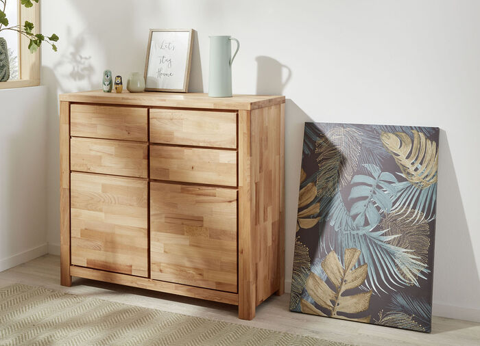 Möbelprogramm mit Massivholzfronten und Softclose KERNBUCHE