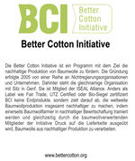 Shorty mit V-Ausschnitt und Brusttasche / nachhaltiger Baumwollanbau 