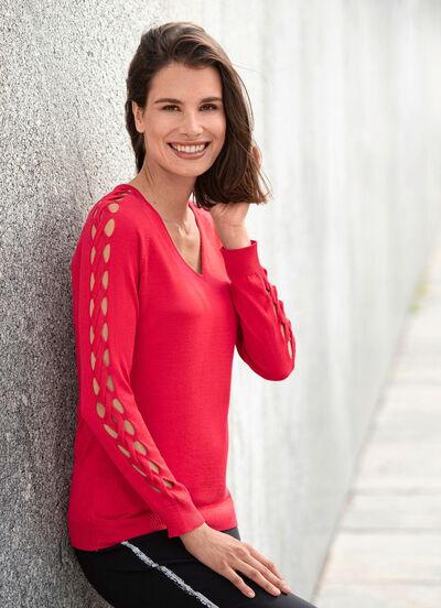 Pullover in weicher leicht glänzender Qualität 