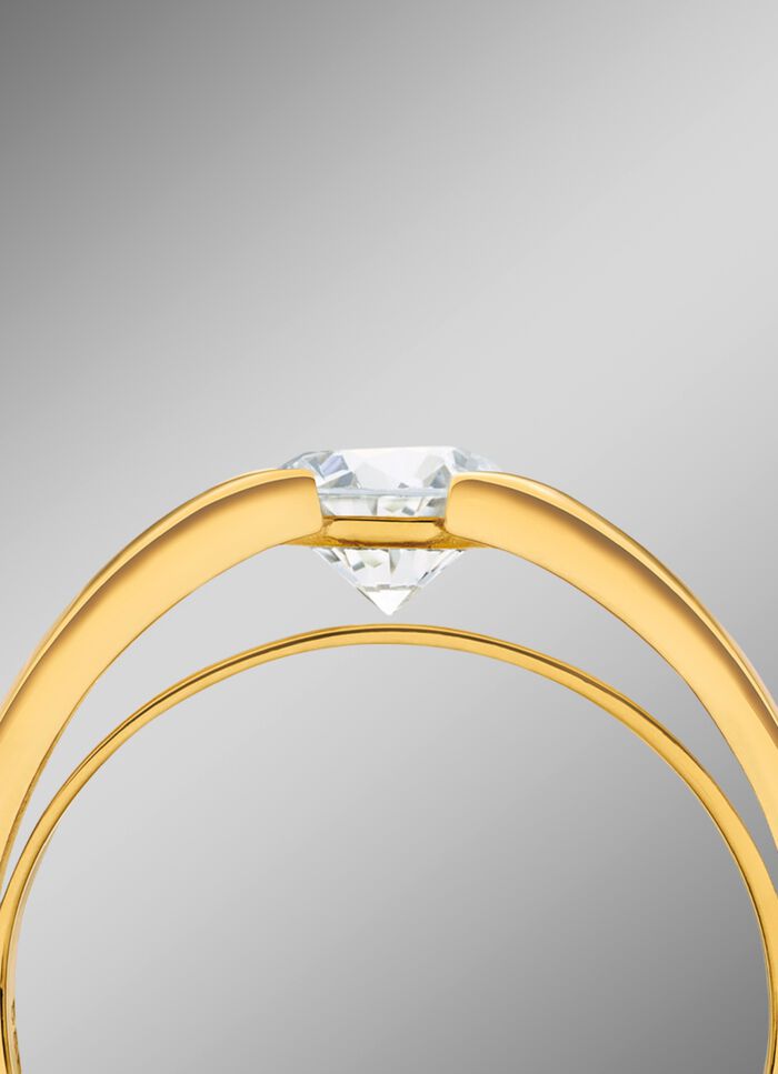 Damenring mit lupenreinem Brillant 