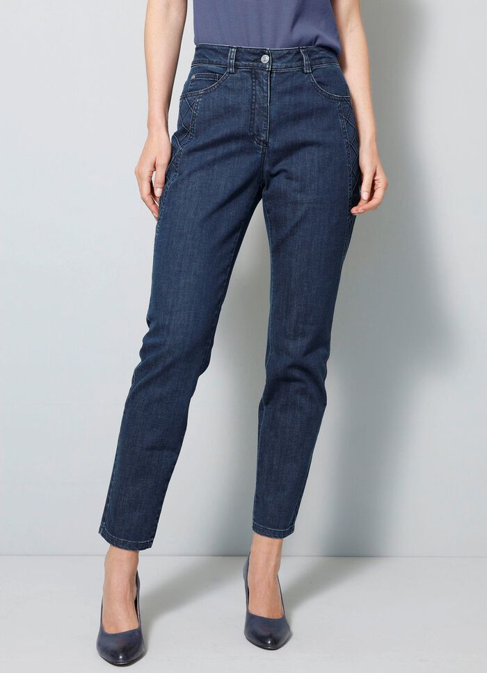 Kn&ouml;chellange Jeans in 5-Pocket-Form 