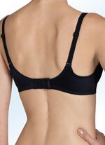 Triumph-Letizia Bügel-BH mit effektvoller Stickereispitze SCHWARZ