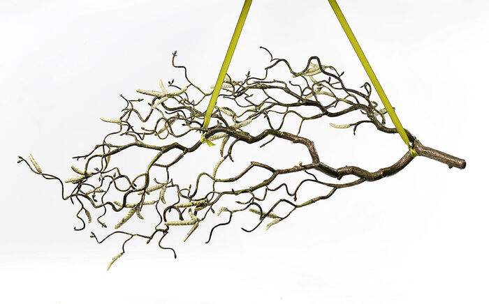 Haselnusszweig aus hochwertigem Kunstmaterial 