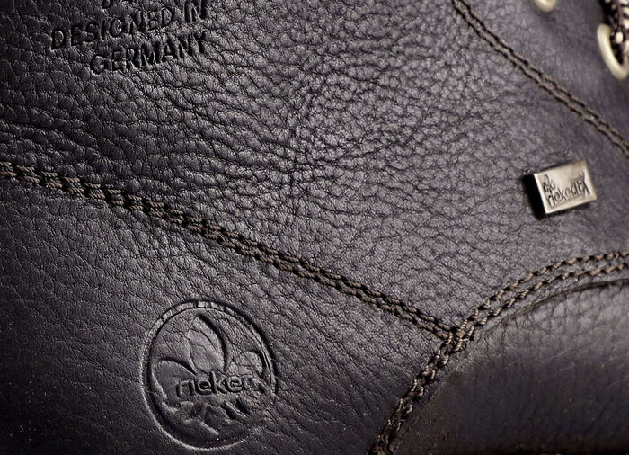 Rieker Schnür-Boot mit Warmfutter aus Lammfell und Plüschmaterial DUNKELBRAUN