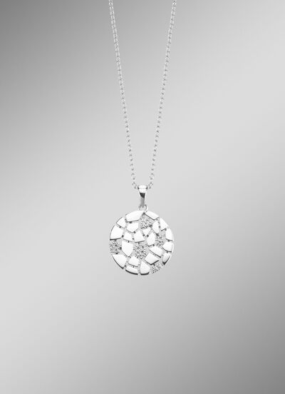 Moderner Anh&auml;nger mit synth. Zirkonia und Ankerkette 