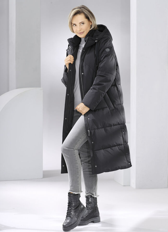Daunenmantel mit fester Kapuze 